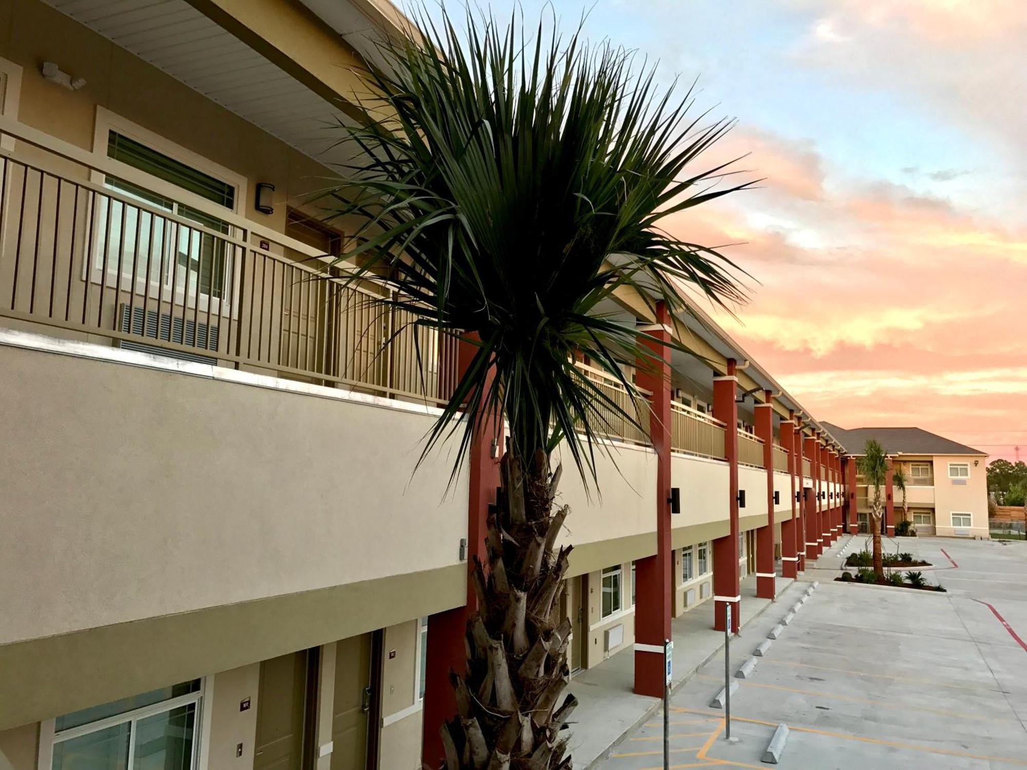 יוסטון Grand Villa Inn And Suites Westchase/Chinatown מראה חיצוני תמונה